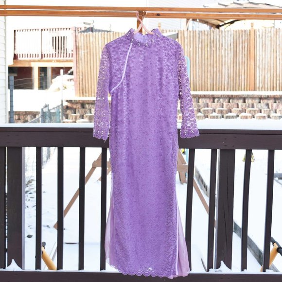 【SOLD】Purple Lace Qipao Midi A-Line Dress - Chinese Traditional Cheongsam - Picture 2 of 6